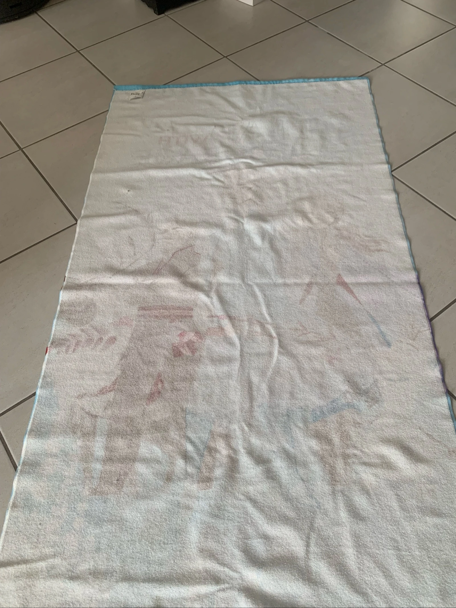 Frozen Beach Towel – Disney – 70 × 137 cm – photo 3
